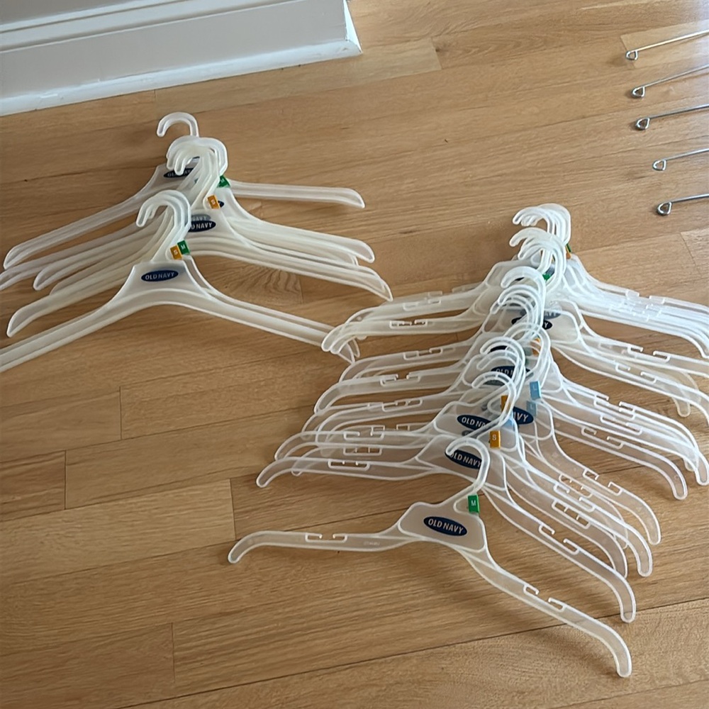 Vintage OLD NAVY 25 hangers ~ bundle/25